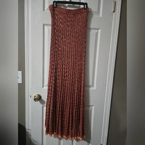 Free People Gold Coast Marbled Print Pleated Knit Boho Maxi Skirt, EUC! - Picture 7 of 10